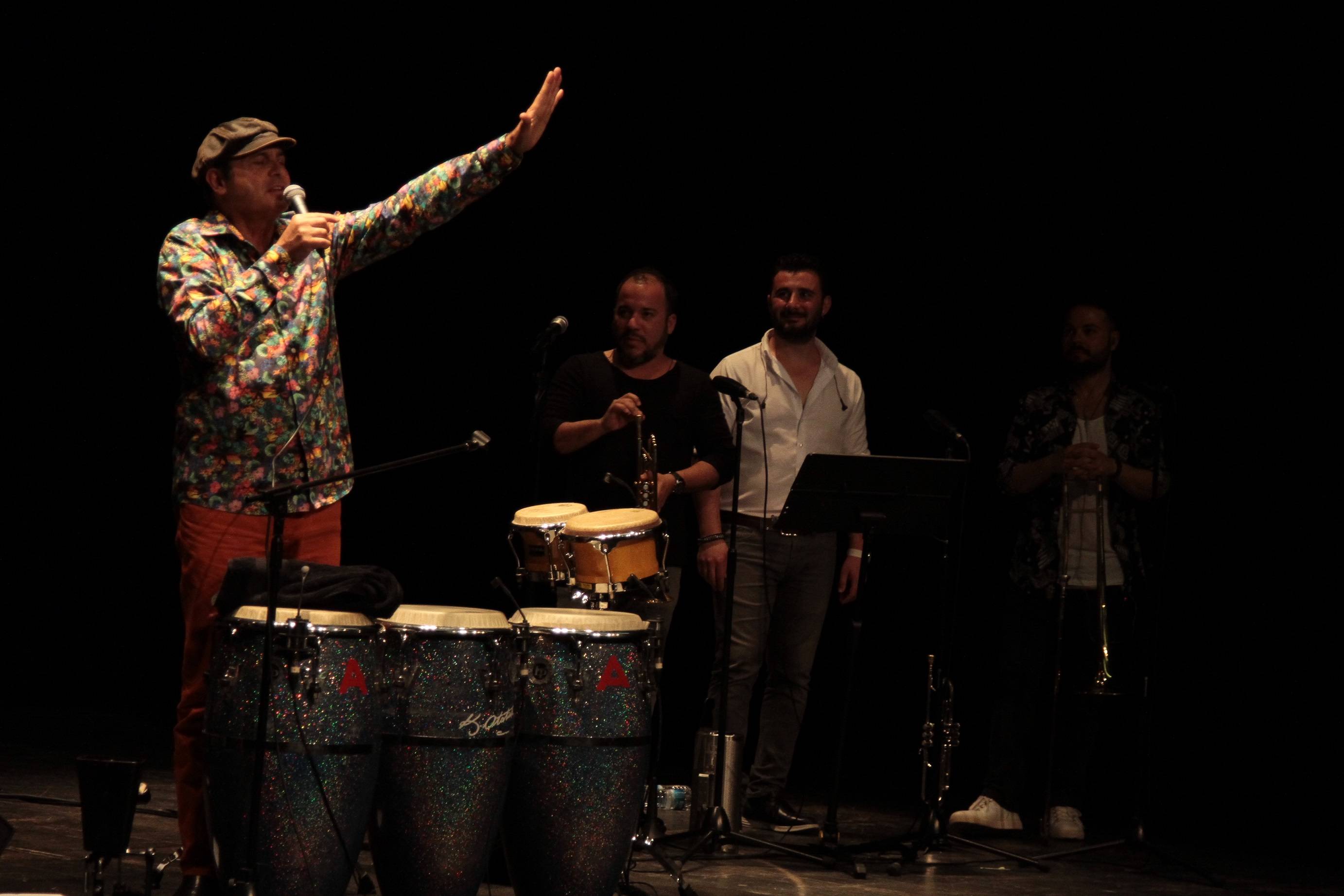 Ayhan Sicimoğlu & Latin All Stars İle Müzik Hikayelerle Buluştu